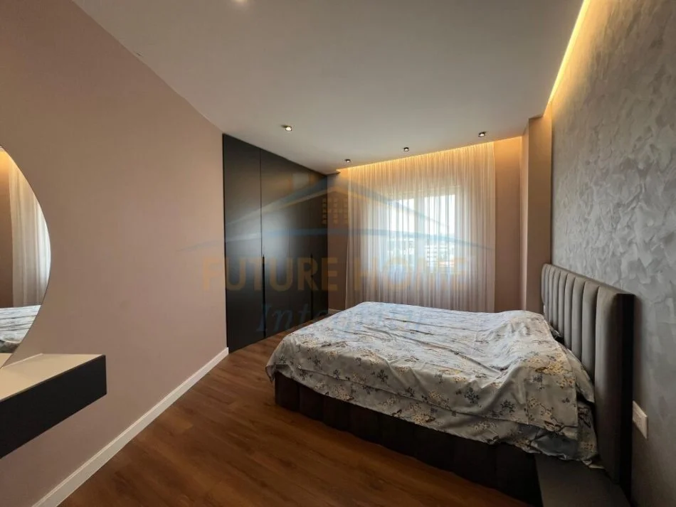 Tirane, shitet apartament 2+1 Kati 3, 126 m² 152.000 € (Caza Italia)