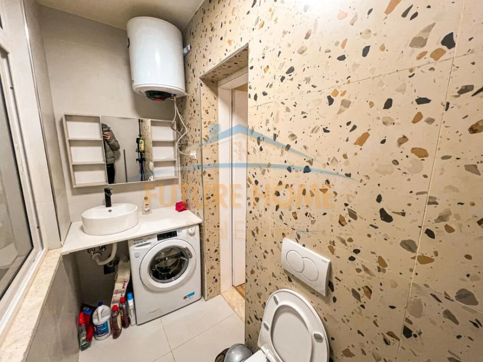 Tirane, shes apartament 2+1 Kati 4, 57 m² 135.000 € (Rruga e Barrikadave)