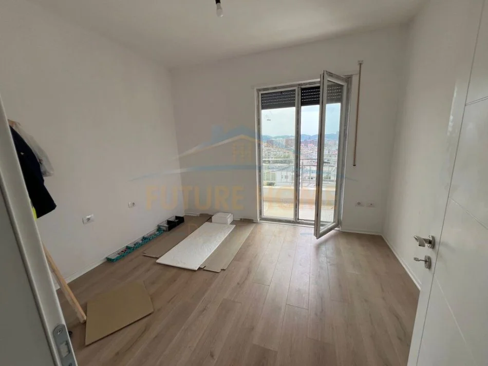Tirane, shitet apartament 2+1 , 88 m² 150.000 € (Porcelan)