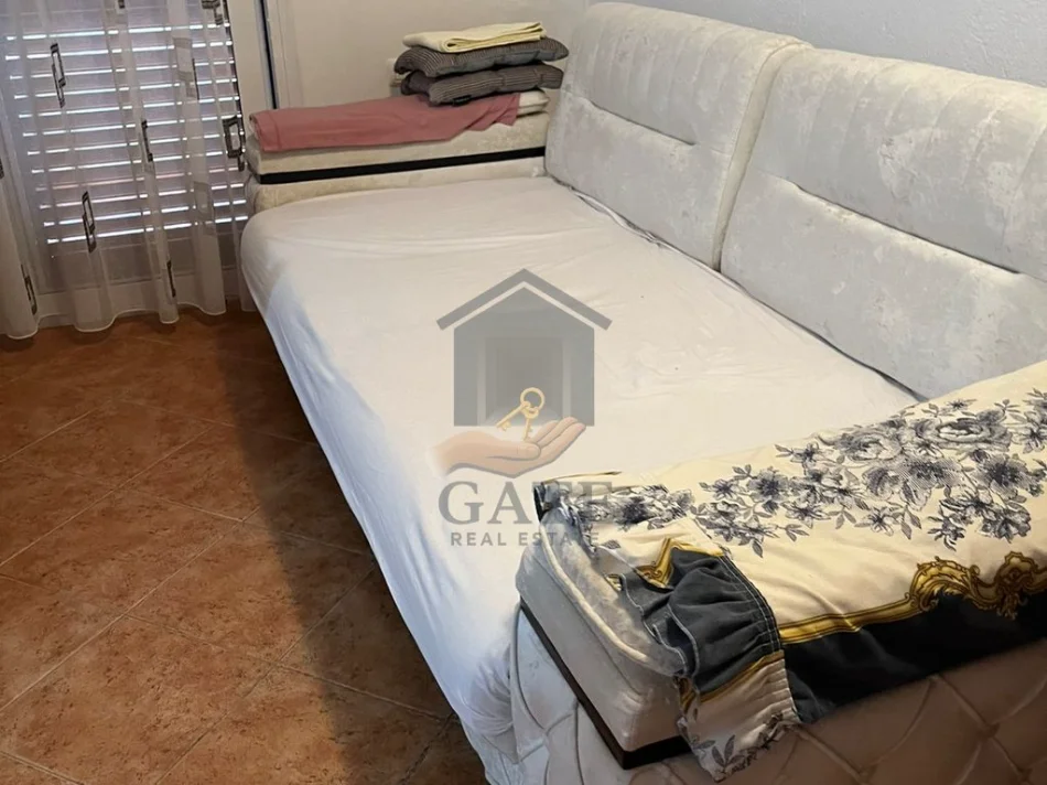 Durres, jepet me qera apartament 1+1+Ballkon , 500 € 