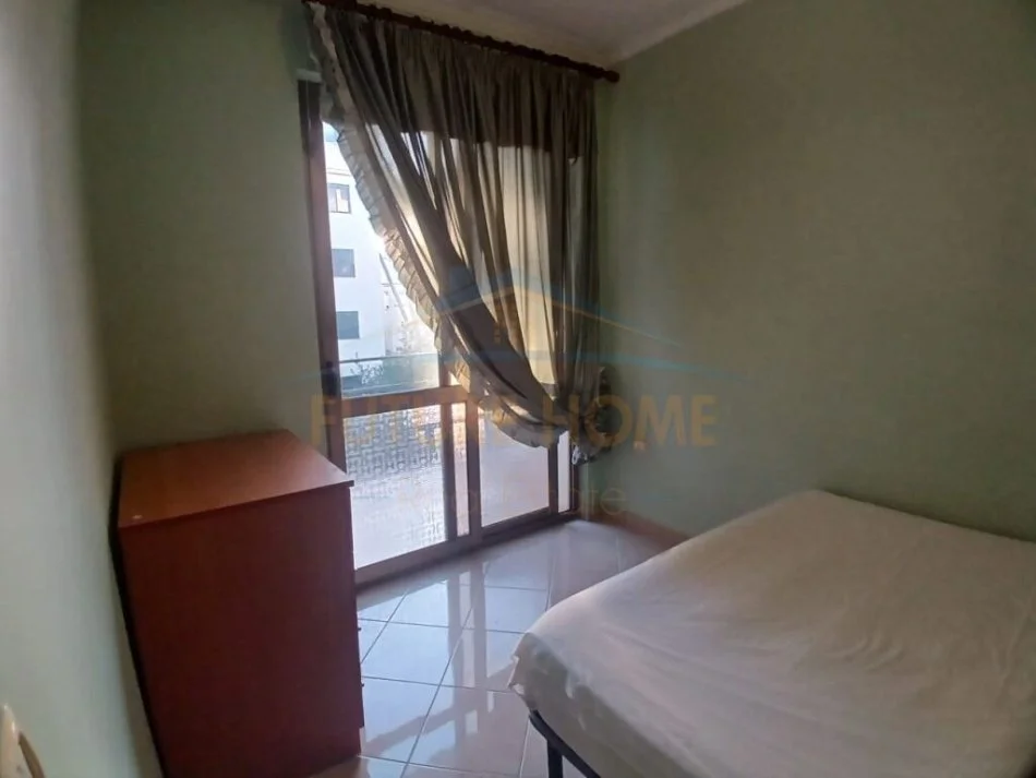 Durres, shes apartament 2+1 Kati 2, 83 m² 85.000 € (Golem, Durres)