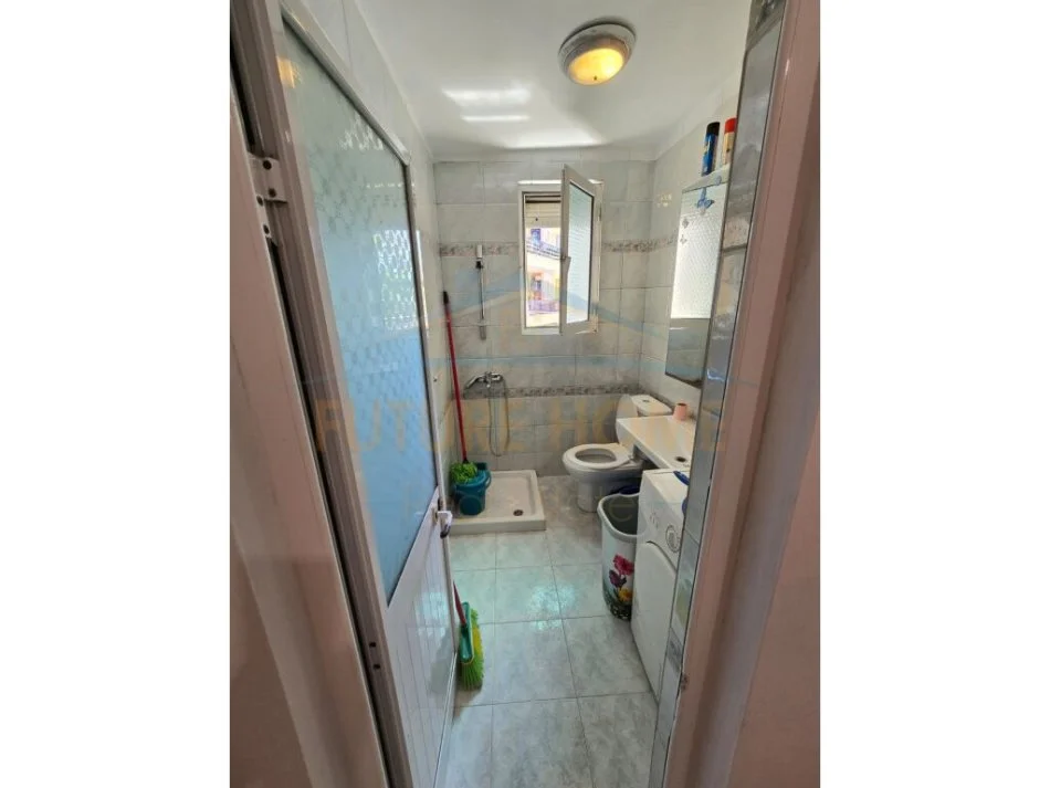 Tirane, shitet apartament 1+1 Kati 4, 55 m² 88.000 € (HOXHA TAHSIN)