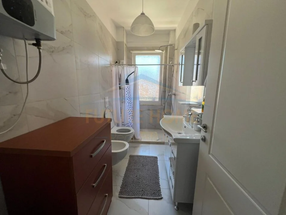 Tirane, shitet apartament 2+1 Kati 5, 105 m² 210.000 € (Unaza e re)