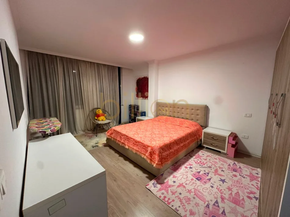 Tirane, shitet 2+1 , 87 m² 140.000 € (Kinostudio)