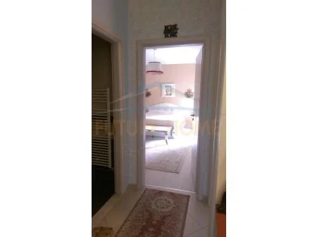 Tirane, shitet apartament Kati 1, 119 m² 120.000 € (UNAZA E RE)