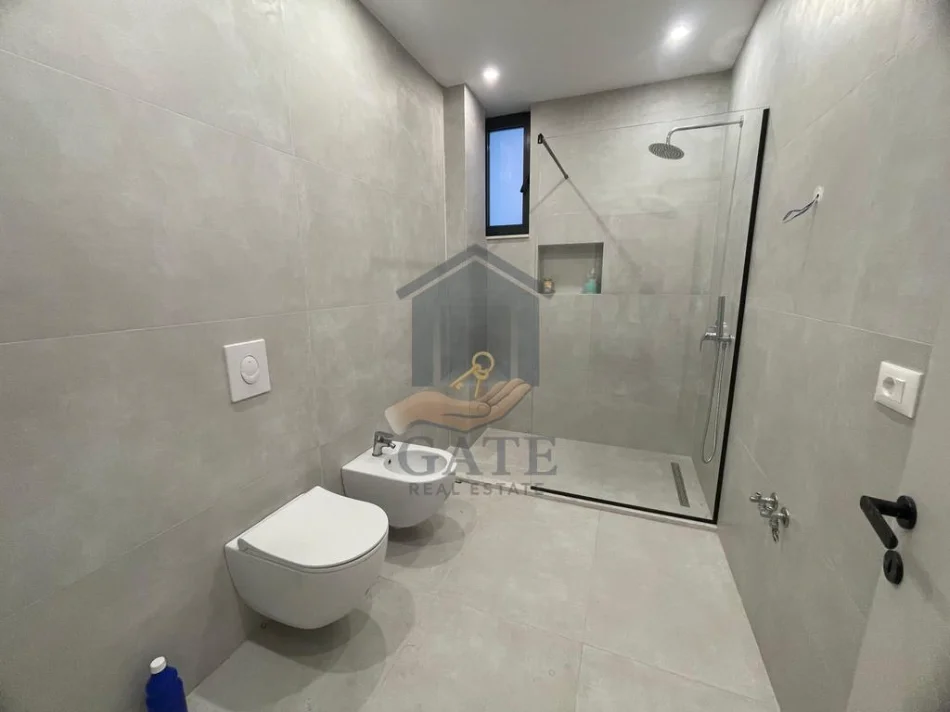 Durres, shitet Vile 2 Katshe , 180 m² 350.000 € (Golem)