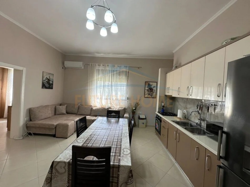Durres, shitet apartament 2+1 Kati 1, 90 m² 85.000 € (Golem Dures)