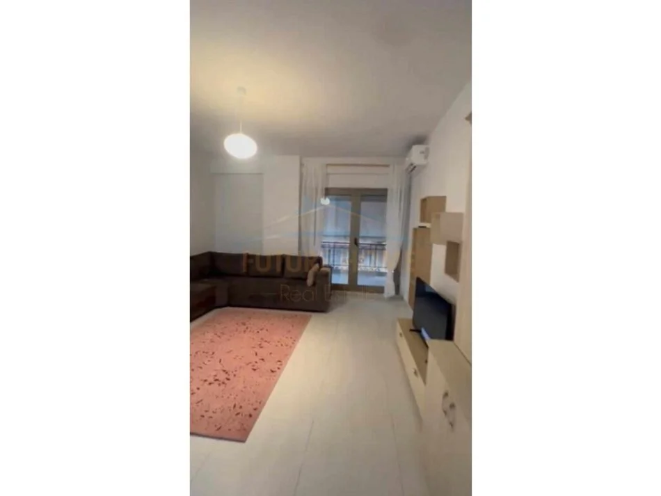 Tirane, jepet me qera apartament 1+1 Kati 2, 78 m² 500 € (DELIJORGJI)