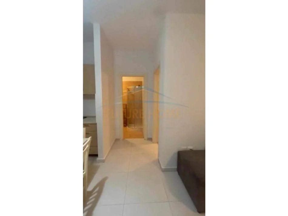 Tirane, jepet me qera apartament 1+1 Kati 2, 78 m² 500 € (DELIJORGJI)