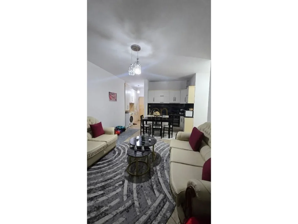 Durres, shitet 1+1 , 60 m² 95.000 € (Mali i Robit)