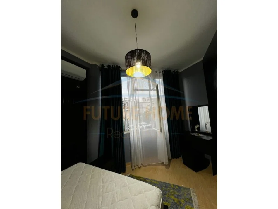 Tirane, jepet me qera apartament 1+1 Kati 1, 58 m² 400 € (Rruga Dalip Topi,Fresk)