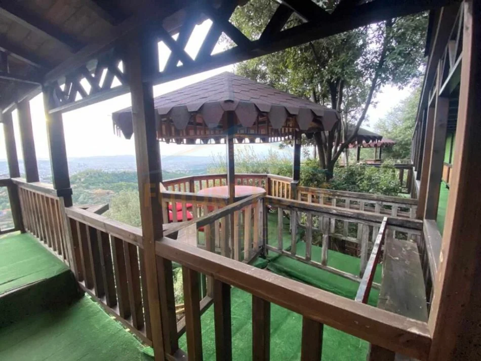 Tirane, shitet Kati 1, 528 m² 5.200.000 € (DAJT)