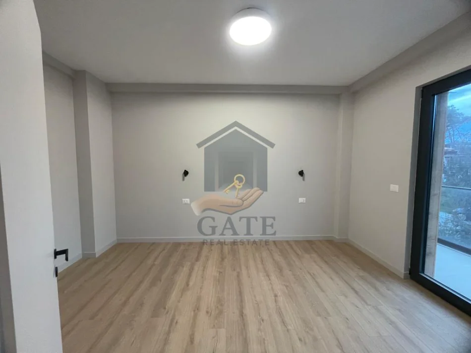 Durres, shitet Vile 2 Katshe , 180 m² 350.000 € (Golem)