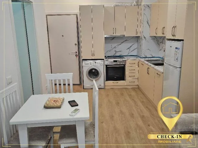 Tirane, jepet me qera apartament 1+1+Aneks+Ballkon Kati 5, 60 m² 420 € (Rezidenca Kadiu)