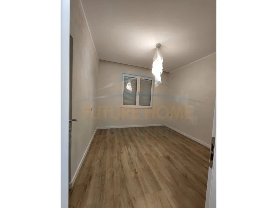 Tirane, shitet apartament 2+1 Kati 1, 68 m² 145.000 € (Ferit Xhajko)