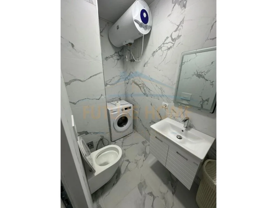Tirane, jepet me qera apartament 1+1 Kati 6, 82 m² 600 € (Stacioni i Trenit)