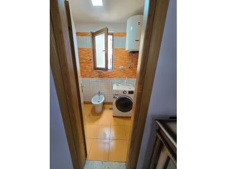 Shitet, Apartament 3+1, Unaza e Re, Tiranë. AREA41940