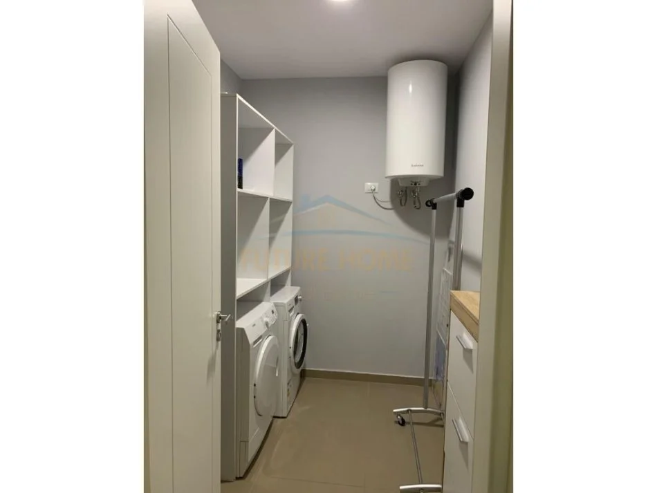 Tirane, jap me qera apartament 2+1 , 120 m² 2.000 € 