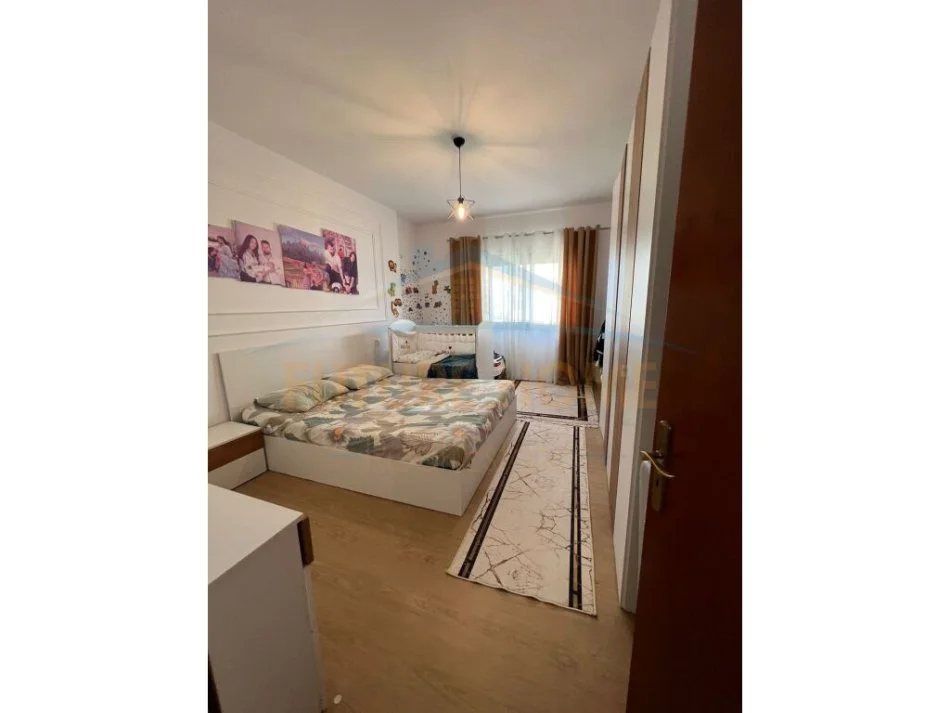 Durres Plazh, shitet apartament 1+1+Aneks+Ballkon , 77 m² 85.000 € (Pavarsia)