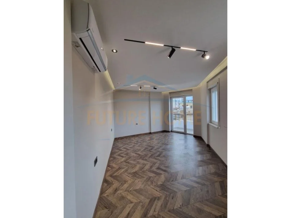 Tirane, jepet me qera apartament Kati 5, 97 m² 1.200 € (Rruga e Durresit)