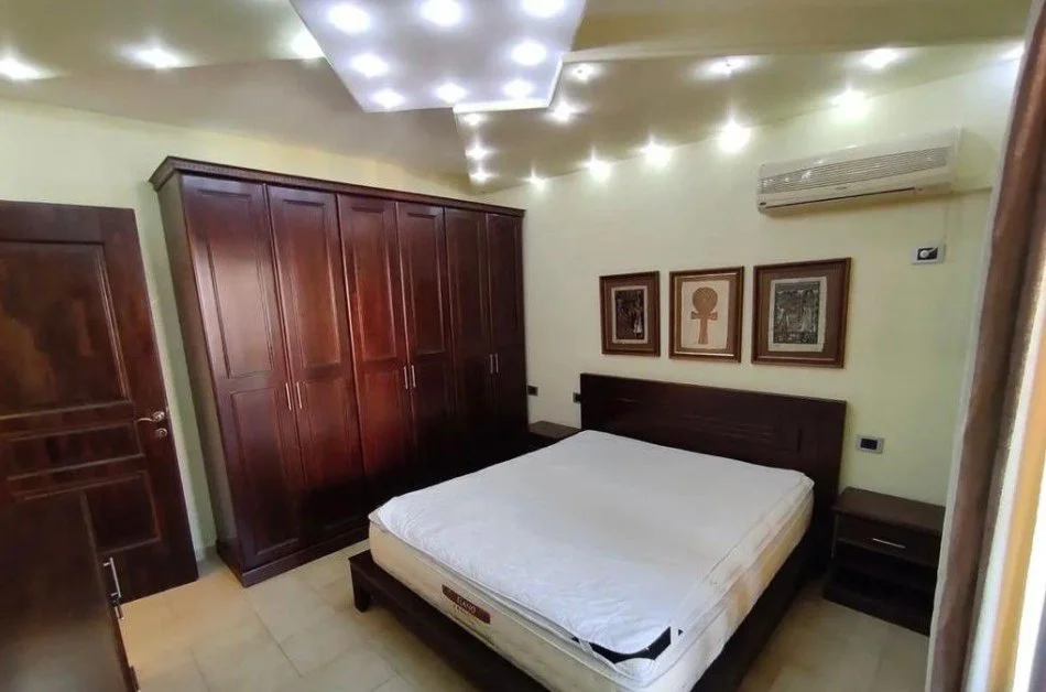 Tirane, jepet me qera apartament 3+1 Kati 9, 108 m² 1.000 € (Rruga sami Frasheri)