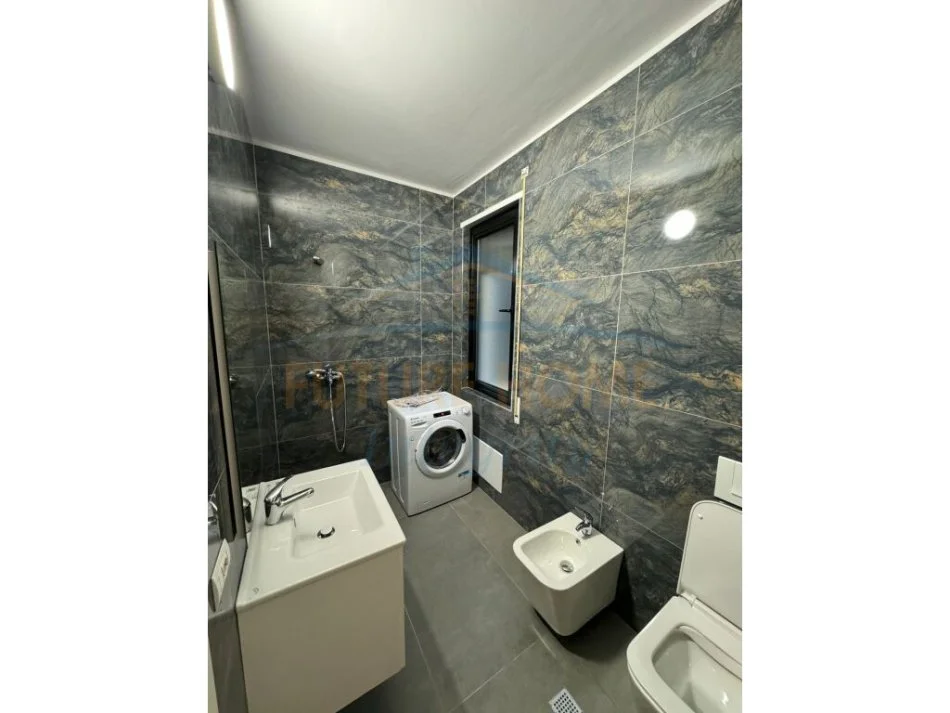 Tirane, jepet me qera apartament 1+1 Kati 2, 65 m² 600 € (DON BOSKO)