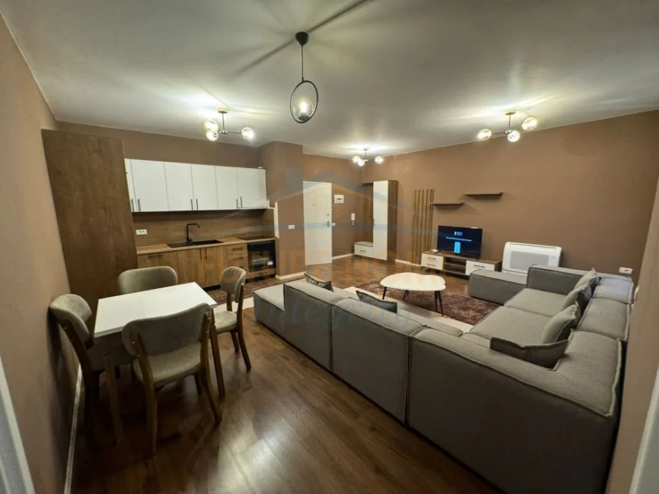 Tirane, jepet me qera apartament 1+1 Kati 2, 65 m² 600 € (DON BOSKO)