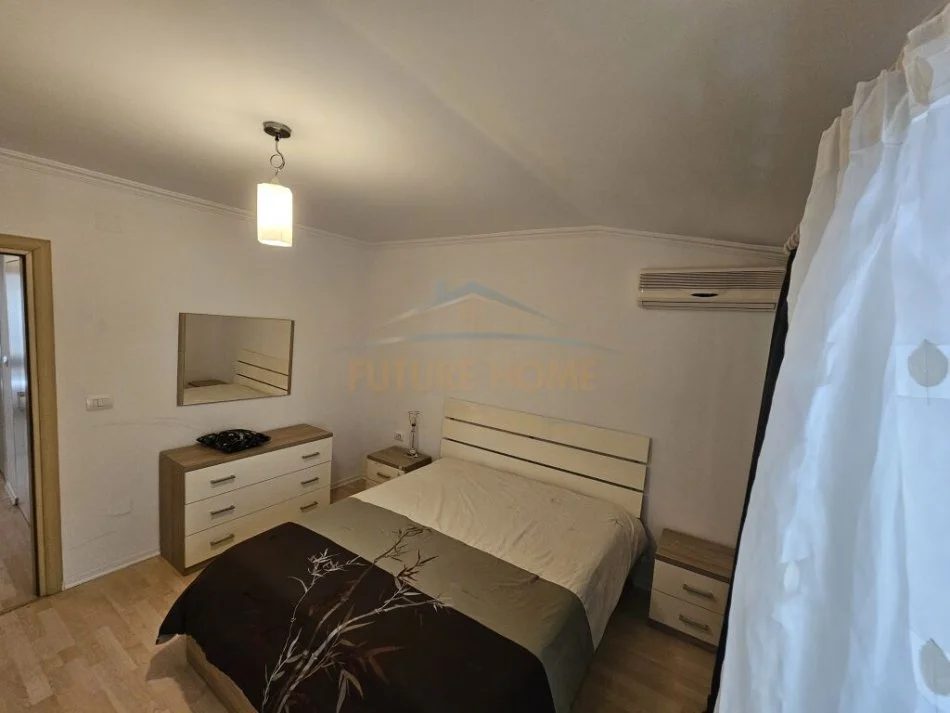 Tirane, jepet me qera apartament 2+1 Kati 3, 112 m² 800 € (Blloku)