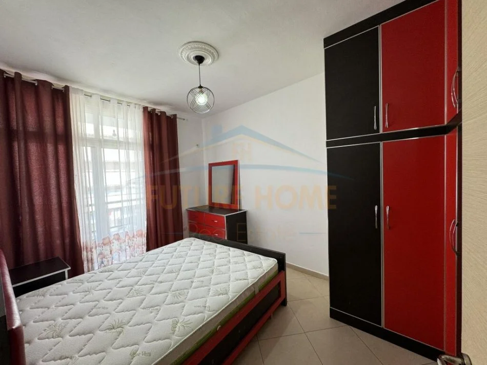 Tirane, jepet me qera apartament 2+1 Kati 6, 100 m² 450 € (Unaza e Re)