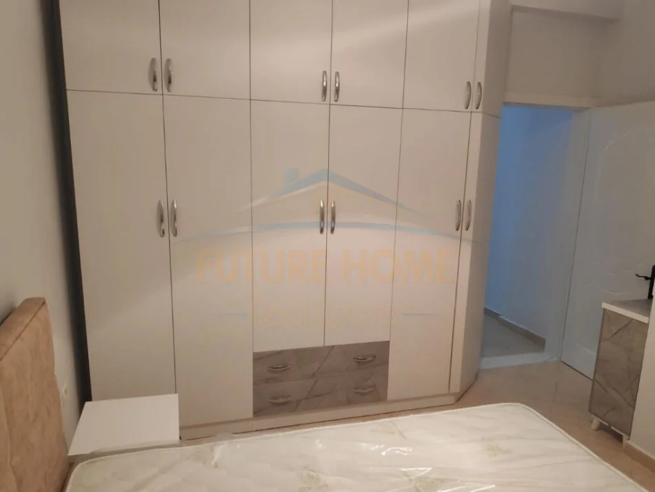 Tirane, shes 2+1 Kati 1, 55 m² 103.000 € (Porcelan)