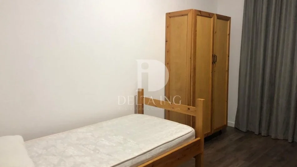 Tirane, jepet me qera apartament 3+1+Aneks+Ballkon Kati 5, 170 m² 700 € (Kompleksi Turdiu, Ish Fusha e Aviacionit)