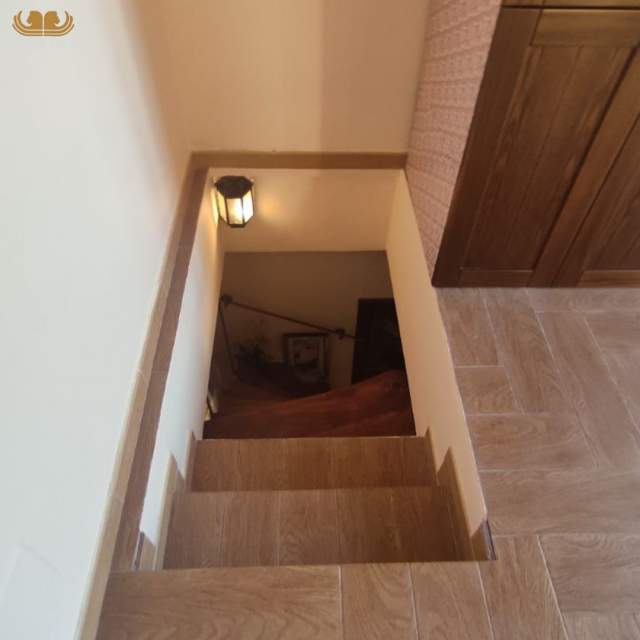 Durres, shes apartament duplex Kati 5, 120 m² 84.000 Euro (Shkembi i Kavajes)