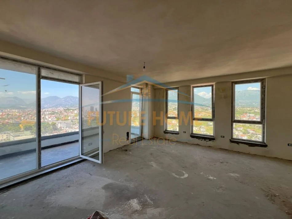 Tirane, shitet apartament 2+1+Ballkon+ post parkimi Kati 5, 137 m² 250.000 € (SAUK)