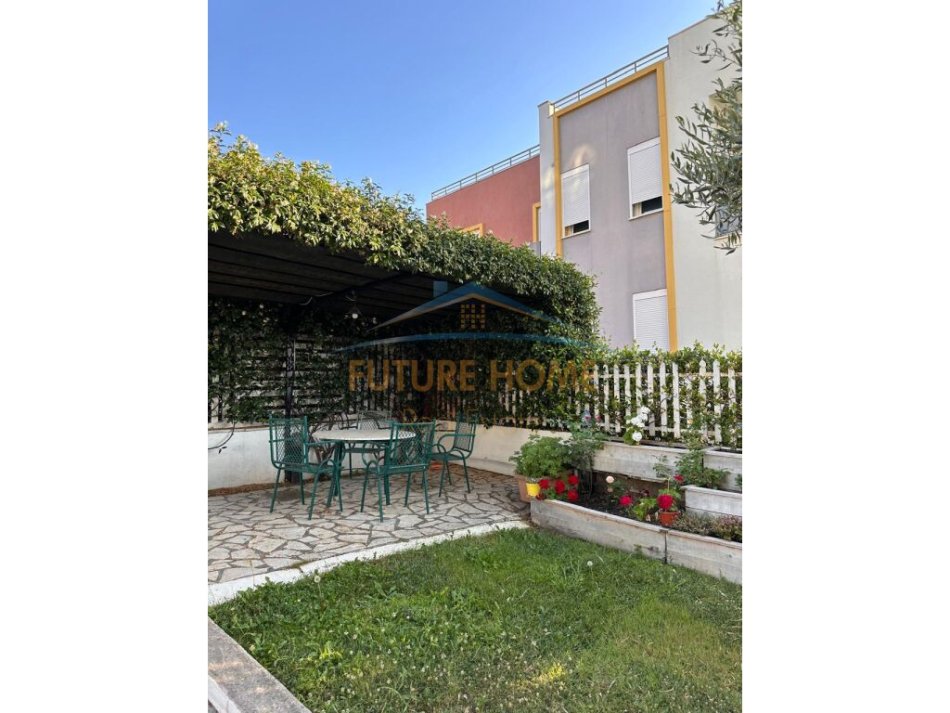 Tirane, jepet me qera Vile 3 Katshe , 1.600 €