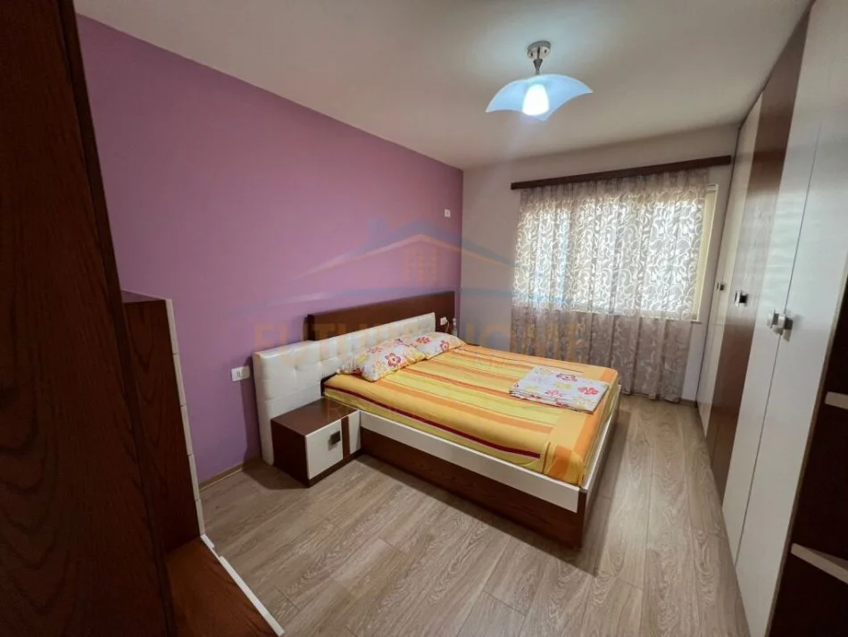 Tirane, shitet apartament 2+1 Kati 4, 73 m² 115.000 € (Xhanfize Keko)
