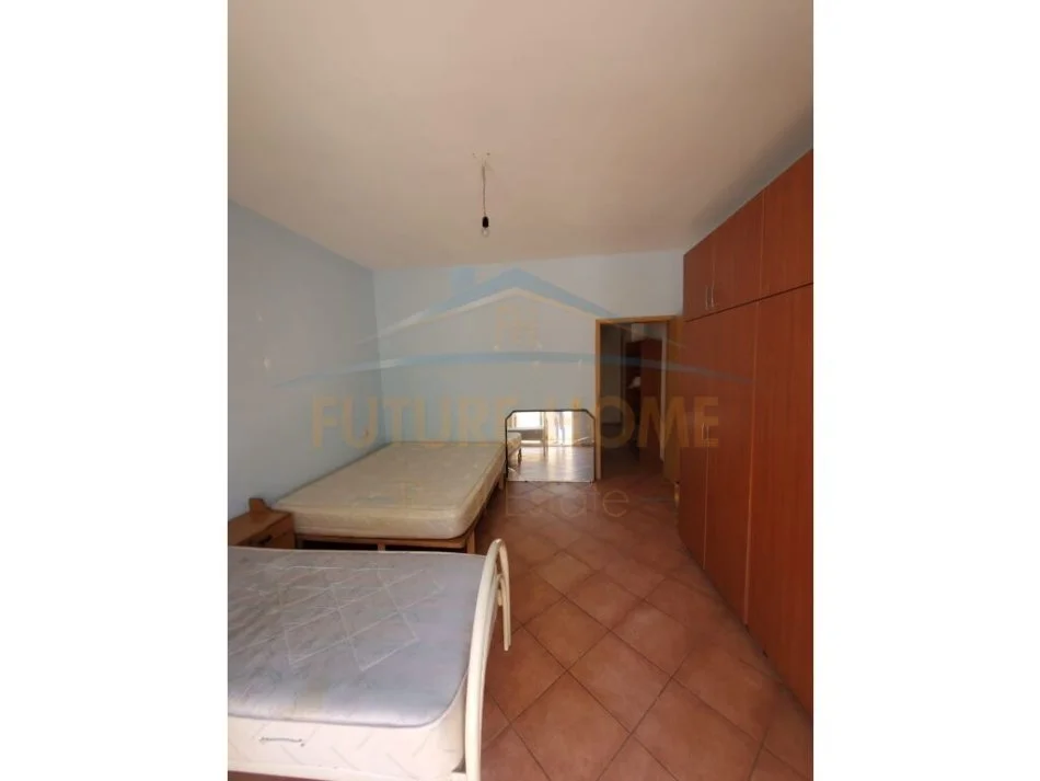 Tirane, jepet me qera 2+1+Ballkon Kati 3, 80 m² 320 € (Fresk)