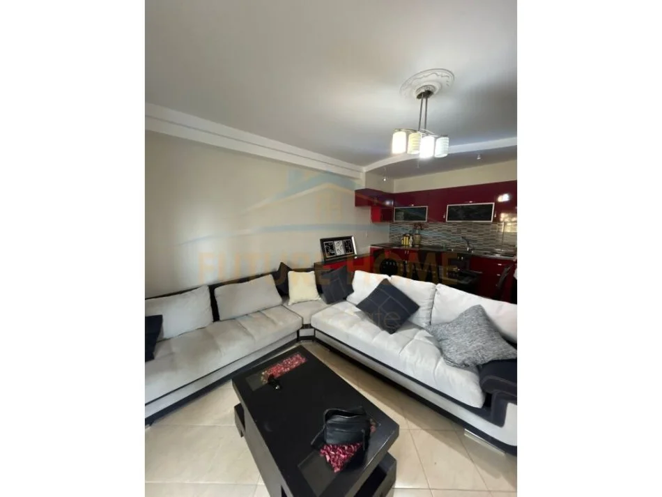 Tirane, shes apartament 2+1 Kati 1, 108 m² 145.000 € (Ali Demi)