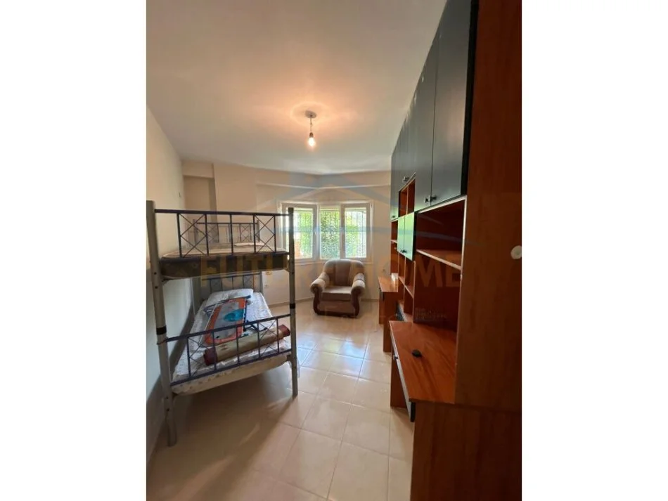 Tirane, shes apartament 2+1 Kati 1, 108 m² 145.000 € (Ali Demi)