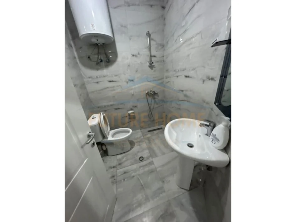 Tirane, shes apartament 2+1 Kati 1, 108 m² 145.000 € (Ali Demi)