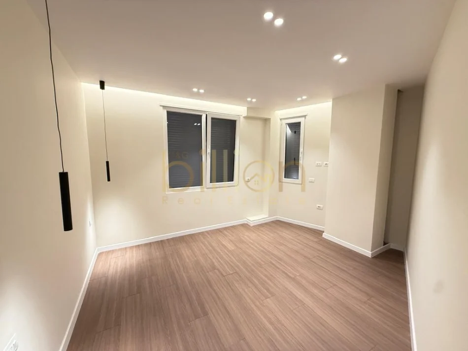 Tirane, shitet 2+1 , 79 m² (Materniteti i ri)
