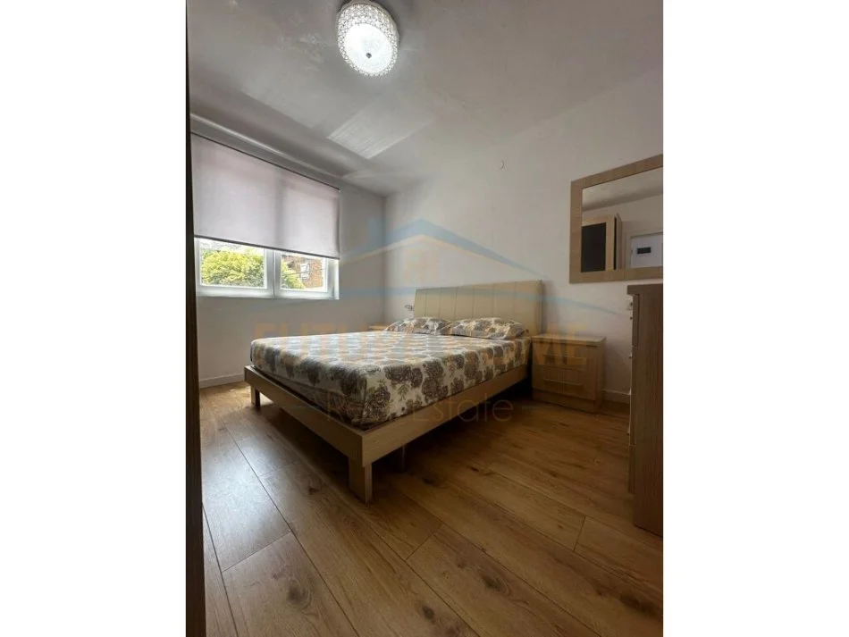 Tirane, shitet apartament 2+1+Aneks+Ballkon Kati 2, 73 m² 160.000 € (mine peza)
