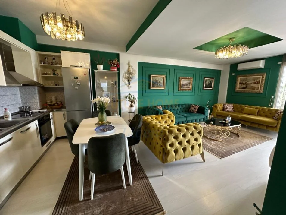 Tirane, shitet apartament 2+1 Kati 3, 90 m² 215.000 € (Liqeni i Thate)