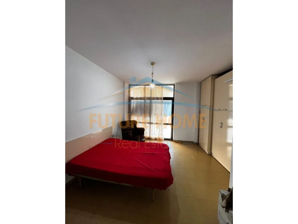 Tirane, jepet me qera apartament 2+1 Kati 4, 80 m² 600 € (RRUGA E ELBASANIT)