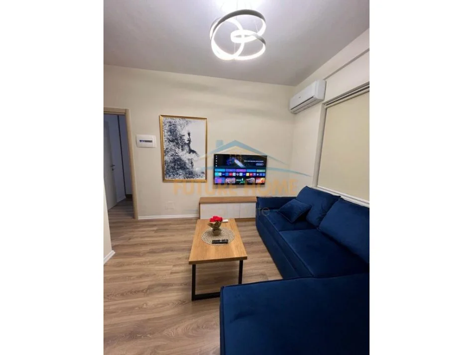 Tirane, shitet apartament 1+1 Kati 10, 45 m² 79.000 € (Unaza e Re)