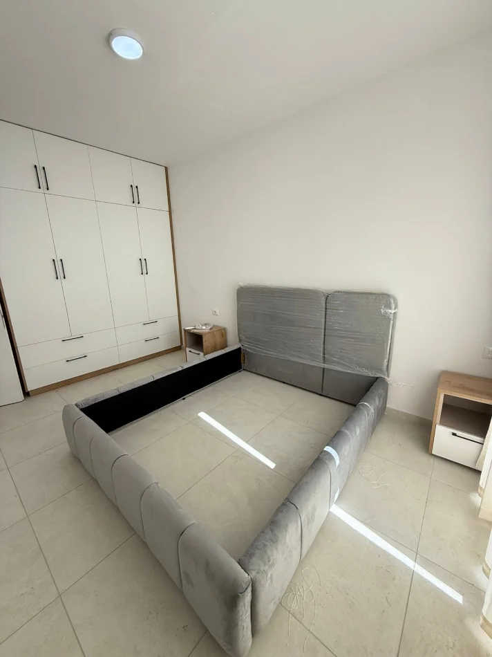 Tirane, jepet me qera apartament 2+1 , 105 m² 70.000 € (rruga Siri Kodra)