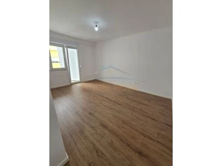 Tirane, shitet apartament 2+1 Kati 7, 85 m² 210.000 € (afer Qendres Kondor, Rruga e Kavajes, Tirane, AREA42371)