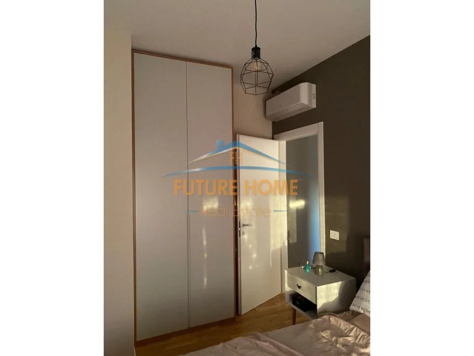Tirane, jepet me qera apartament 1+1 Kati 6, 67 m² 1.000 € (rruga e barrikadave)