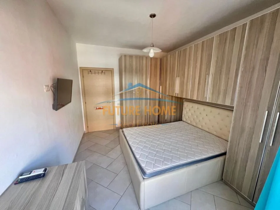 Tirane, jepet me qera apartament 1+1 Kati 6, 55 m² 400 € (Unaza e Re)