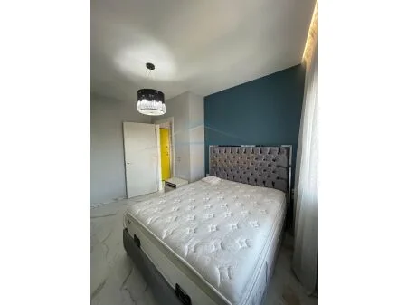 Tirane, jepet me qera apartament 1+1 Kati 9, 60 m² 700 € 