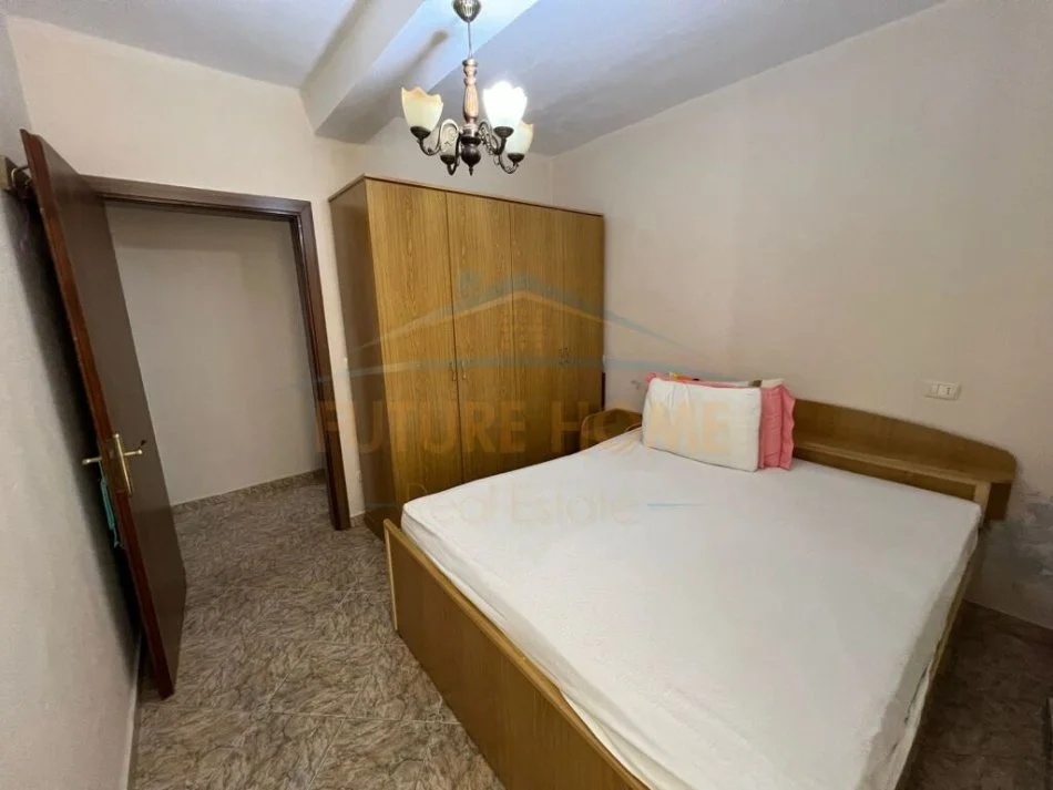 Durres, shitet apartament 1+1 Kati 6, 64 m² 65.000 € (Prane Shkolles "Bajram Curri", Durres)